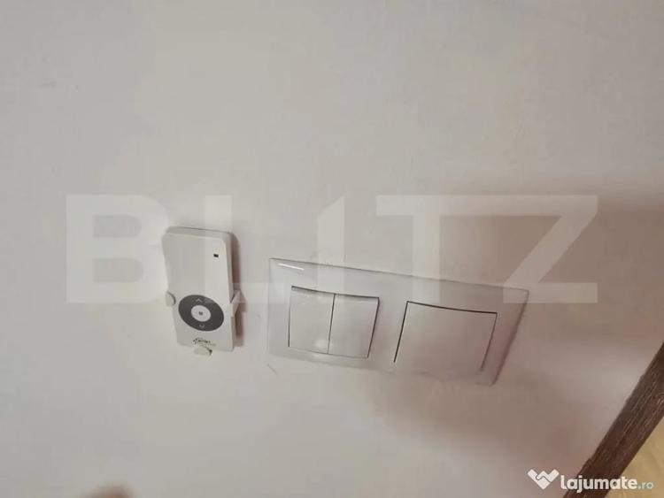 Apartament cu 3 camere decomandat în Micro 16