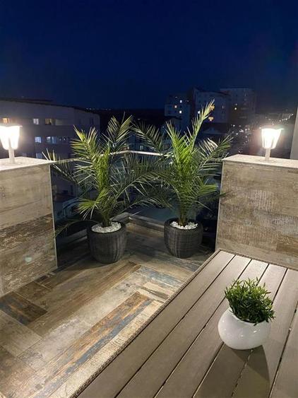 Penthouse cu 3 camere decomandat, mobilat în Obcini