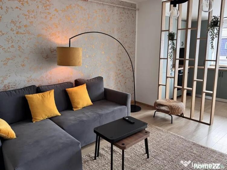 Apartament cu 2 camere decomandat în Sânpetru
