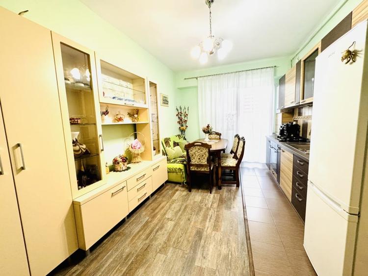 Apartament cu 2 camere semidecomandat în Mihai Viteazul