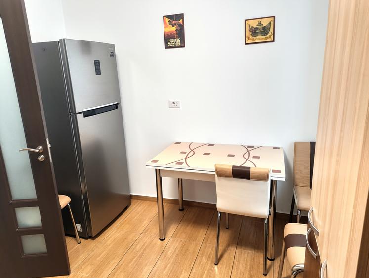 Apartament cu 2 camere decomandat în Mihai Bravu