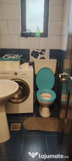 Casă cu 4 camere cu Teren 300 Mp în Central