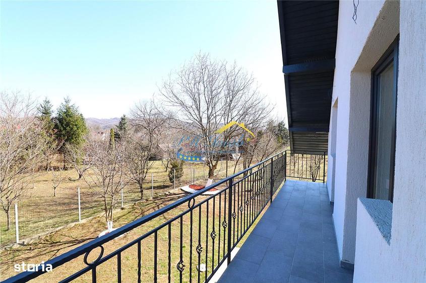 Casă cu 4 camere cu Teren 442 Mp în Brebu