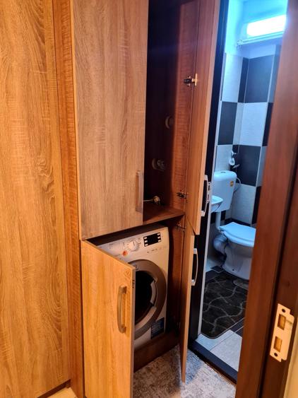 Garsonieră decomandată în Cornitoiu