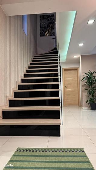 Casa Individuala/ P+1 cu 350 mp Teren/ Metrou Dimitrie Leonida - 18