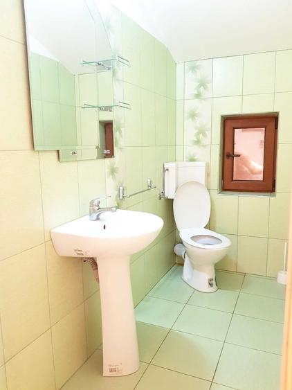 Apartament cu 3 camere decomandat în Exterior Vest