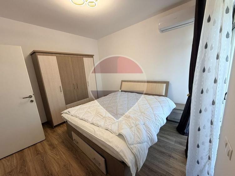 Casă individuală cu 4 camere cu Teren 300 Mp în Central