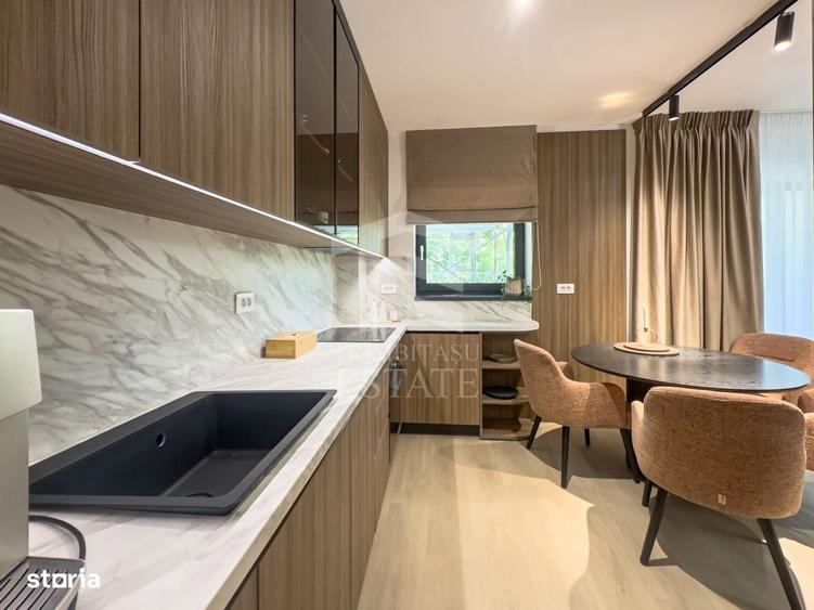 Apartament cu 3 camere decomandat în Antiaeriană