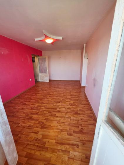 Apartament cu 2 camere semidecomandat în Nord