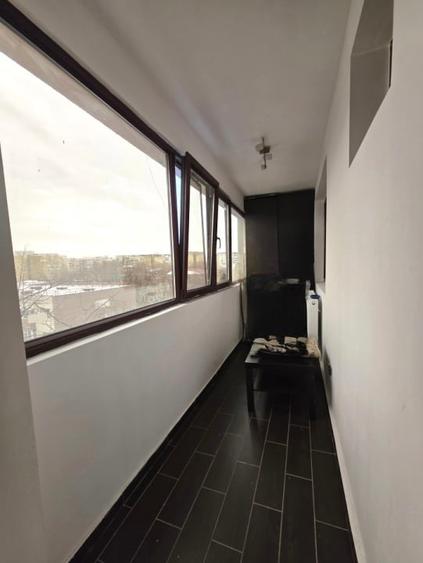 Apartament cu 2 camere semidecomandat în P-ța Gorjului