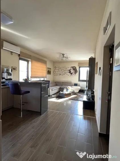 Apartament cu 2 camere semidecomandat în Borhanci
