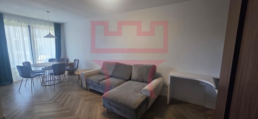 Apartament cu 2 camere semidecomandat, mobilat în Semicentral