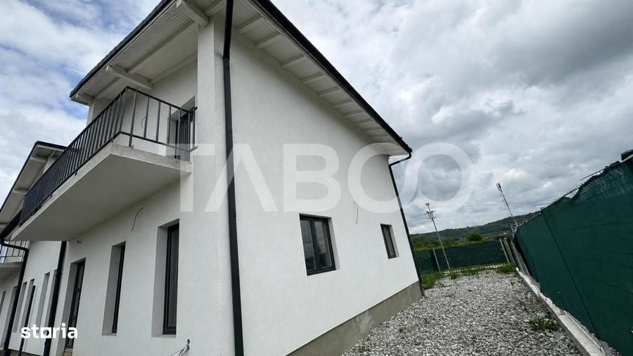 Casă cu 4 camere cu Teren 125 Mp în Șelimbăr