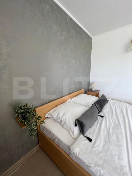 Casă cu 5 camere cu Teren 250 Mp în Central