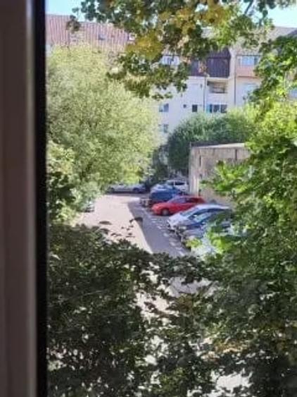Apartament cu 3 camere decomandat în Colentina