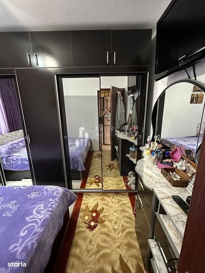 Apartament cu 3 camere semidecomandat în Giurgiului