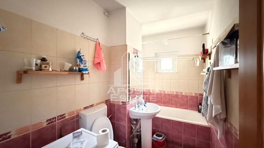 Apartament cu 2 camere semidecomandat, mobilat în Freidorf
