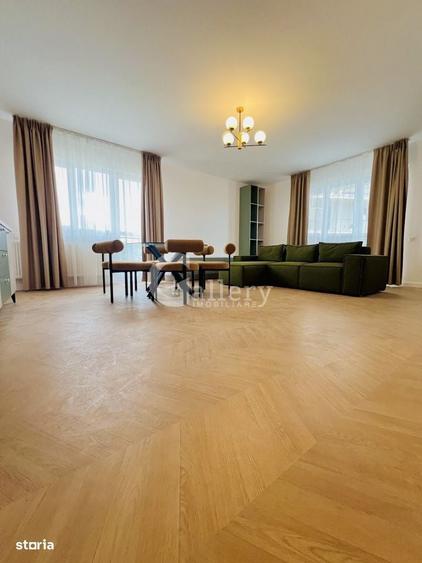 Apartament cu 4 camere în Sub Arini