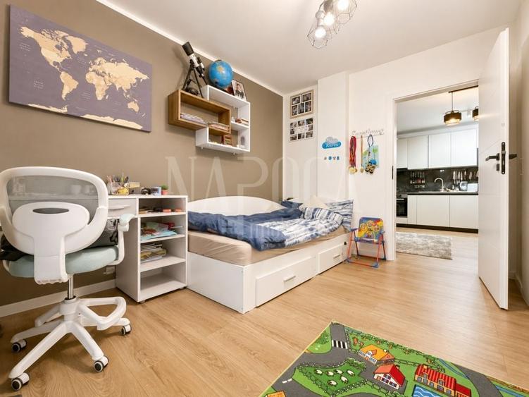 Apartament cu 3 camere semidecomandat în Florești