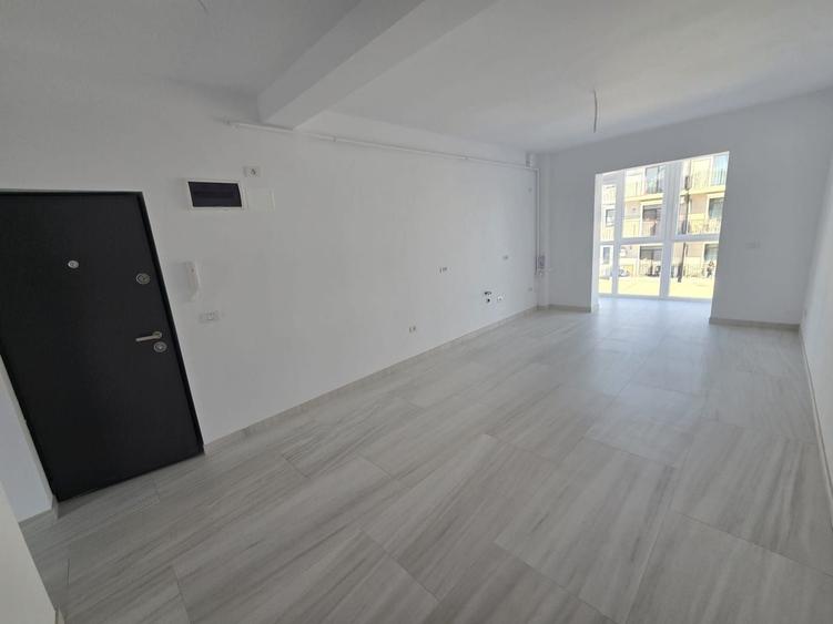 Apartament cu 2 camere decomandat în Giroc