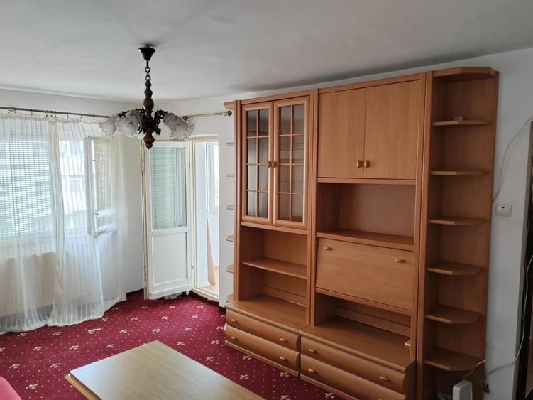 Apartament cu 2 camere decomandat în Paltiniș