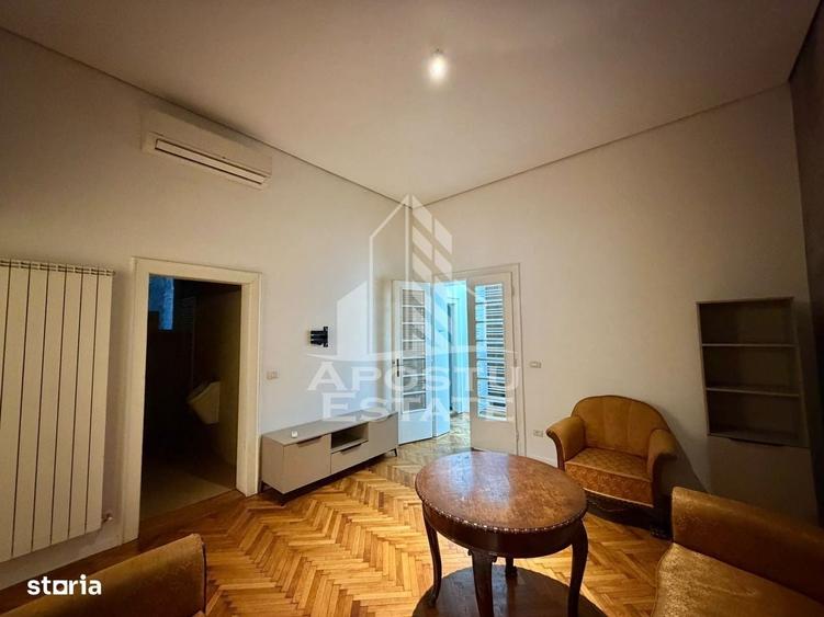 Apartament cu 4 camere în Ultracentral
