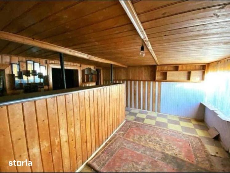 Casă cu 5 camere cu Teren 211 Mp în Tătărași
