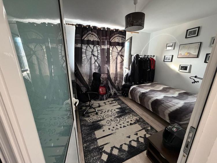 Apartament cu 2 camere în Cetate