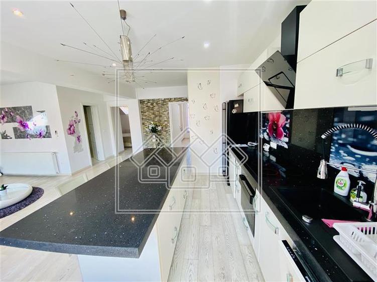 Apartament cu 3 camere decomandat în Arhitecților - Calea Cisnădiei