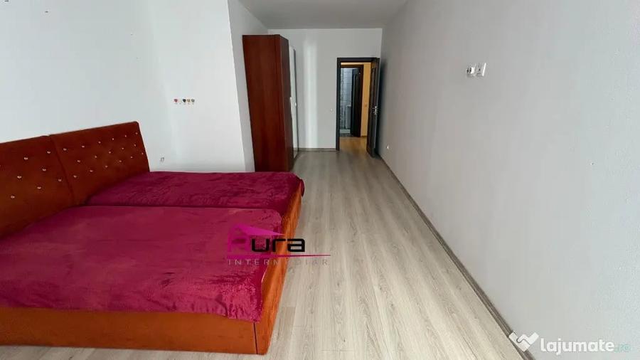 Apartament cu 3 camere decomandat în E3