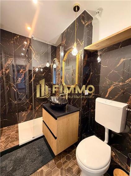 Apartament cu 3 camere semidecomandat în Est
