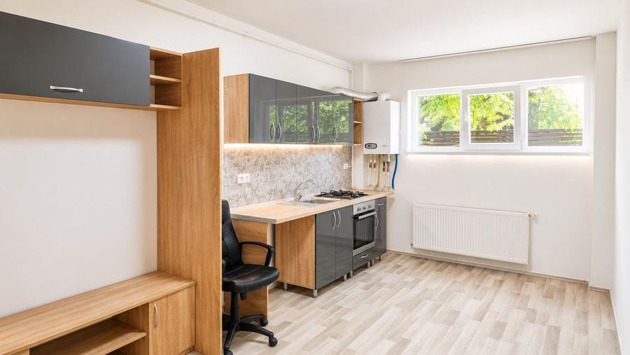 Apartament cu 2 camere decomandat în Roșu