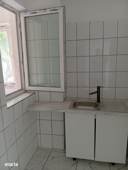 Apartament cu 2 camere decomandat în Berceni