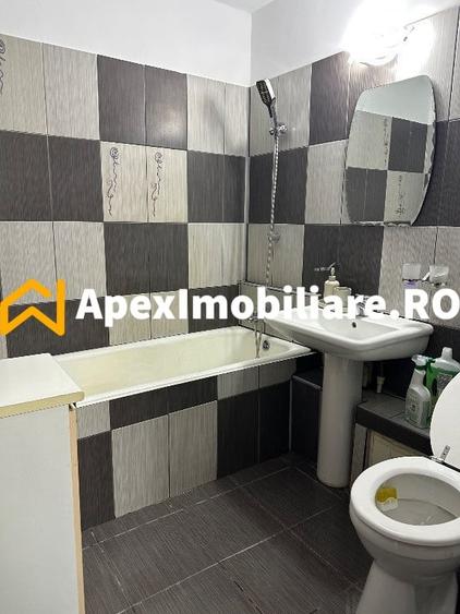 Apartament cu 2 camere semidecomandat, mobilat în Crângași