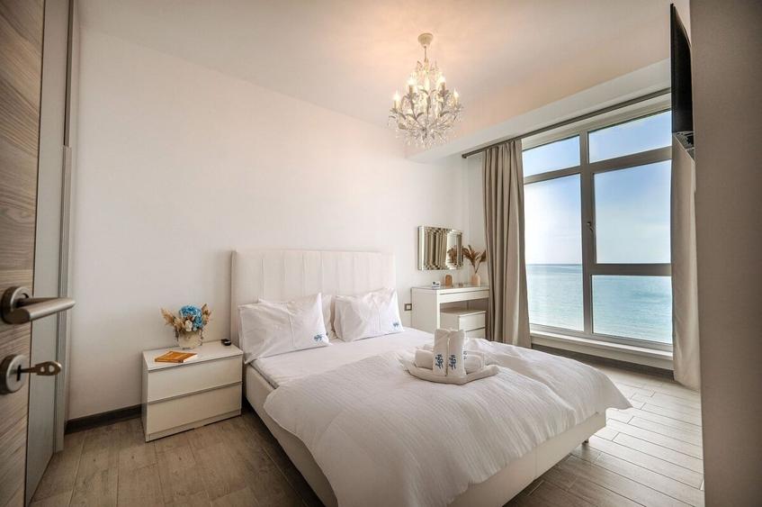 Apartament cu 3 camere decomandat în Mamaia-Sat