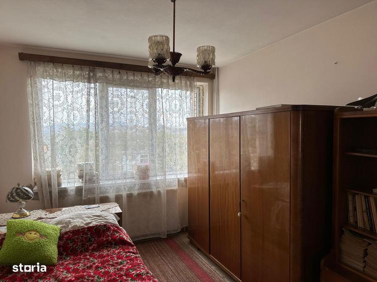 Vand apartament 3 camere Onesti disponibil. - 2
