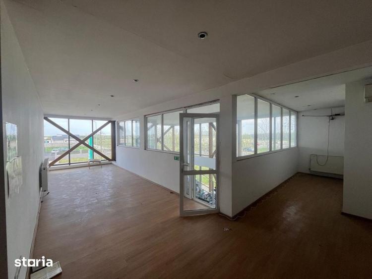Spațiu comercial, de 564 mp, în Cârcea