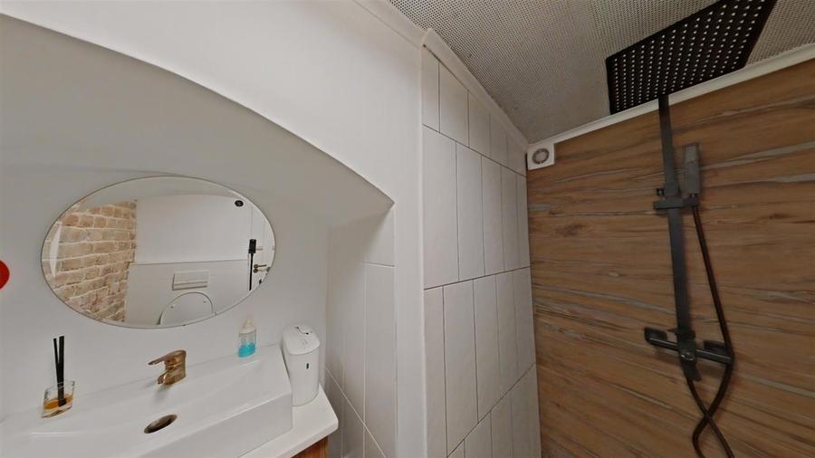 Birou, de 31 mp, în Central