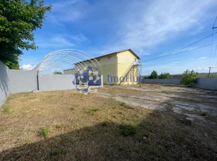 Spațiu industrial, de 500 mp, în Central