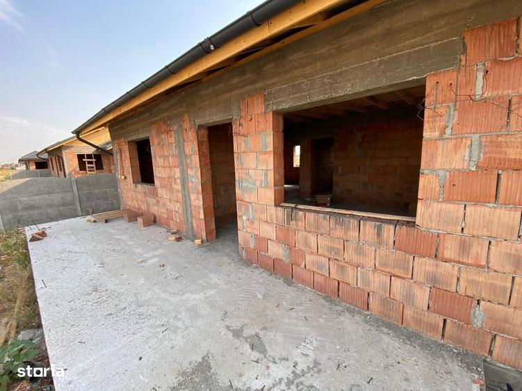 Vanzare casa 4 camere Clinceni - 1