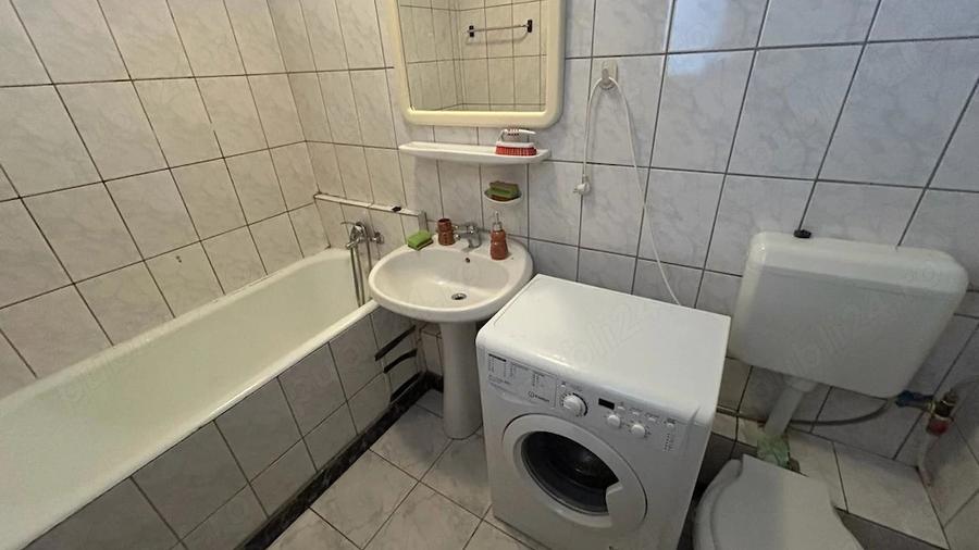 Garsonieră decomandată, mobilată în Costin Georgian