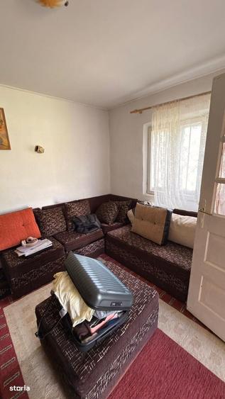 Casă cu 3 camere în Dor Mărunt