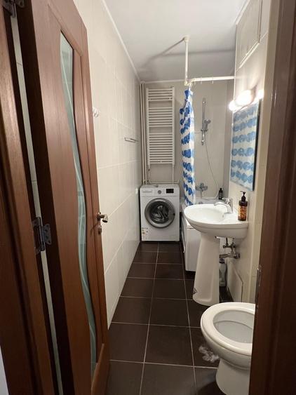 Garsonieră decomandată în Domenii