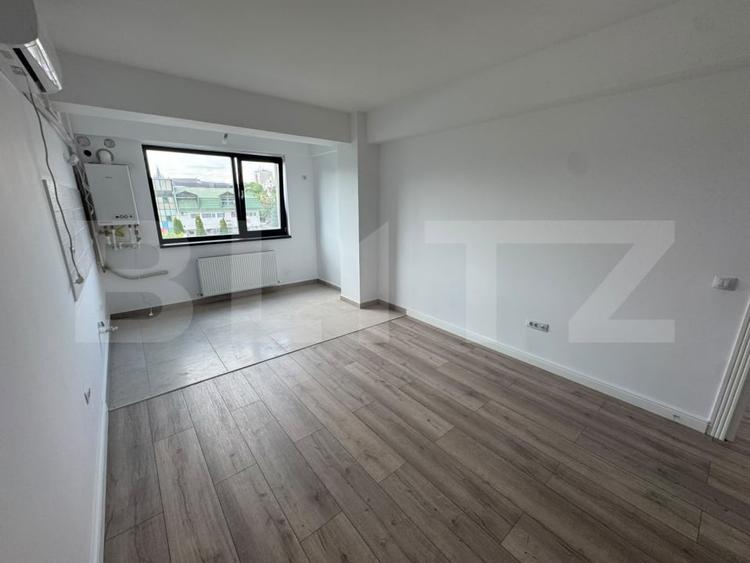 Apartament cu 2 camere semidecomandat în Smârdan