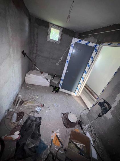 Casă cu 3 camere în Cerșani