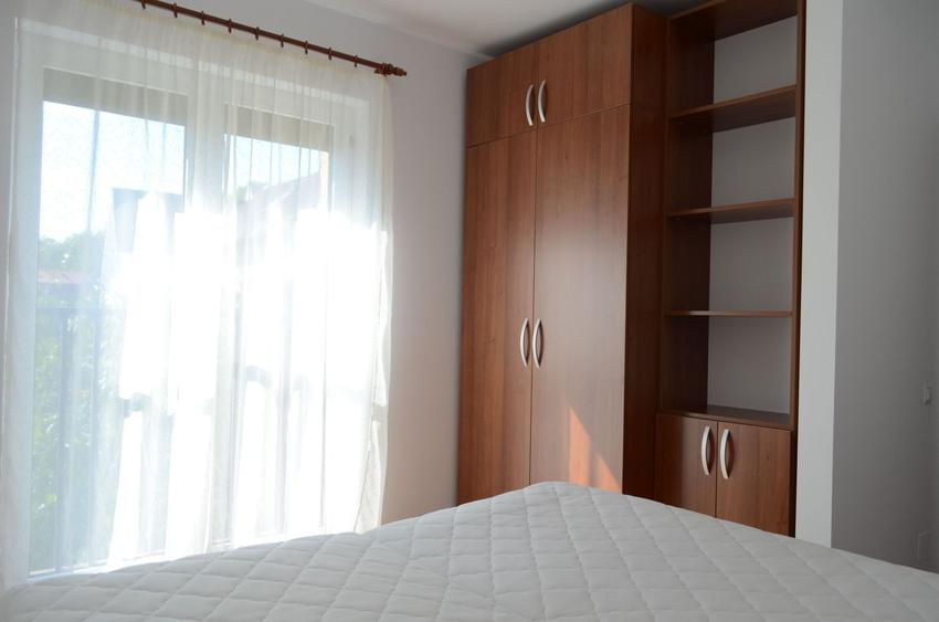Apartament cu 3 camere decomandat, mobilat în Grigorescu