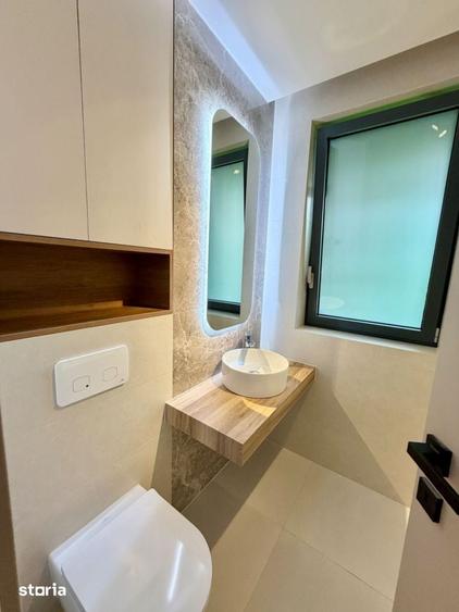 Apartament cu 4 camere în Central