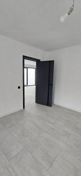 Casă individuală cu 4 camere cu Canalizare în Tineretului