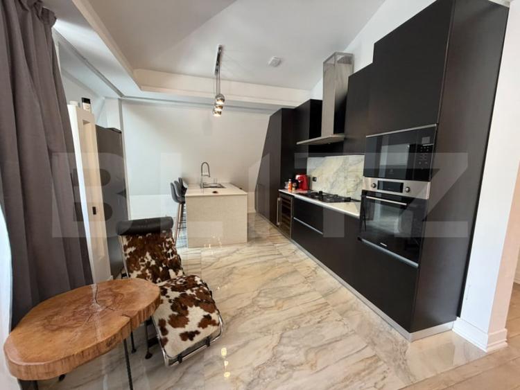 Apartament cu 3 camere semidecomandat în Făget