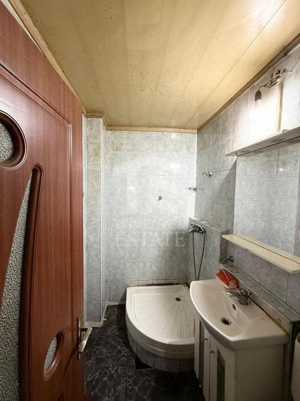 Apartament cu 4 camere decomandat, mobilat în Fundeni